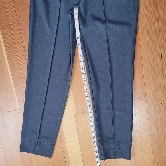 Lulus grey straight leg trousers lightweight office minimalist neutral business - Picture 9 of 13